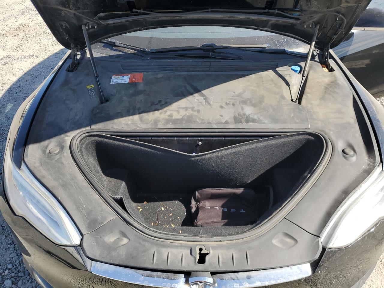 2018 Tesla Model S VIN: 5YJSA1E27JF266754 Lot: 65561125