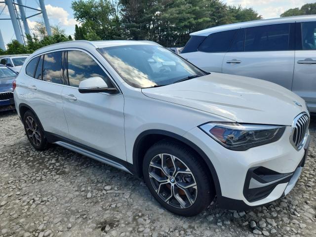  BMW X1 2021 Белы