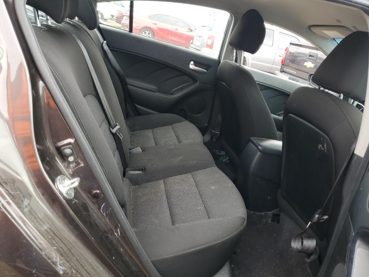 2018 Kia Forte Lx VIN: 3KPFK4A76JE185123 Lot: 65791115