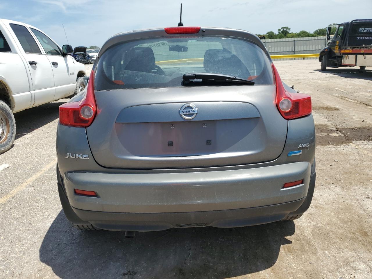 2014 Nissan Juke S VIN: JN8AF5MV1ET481733 Lot: 66101935