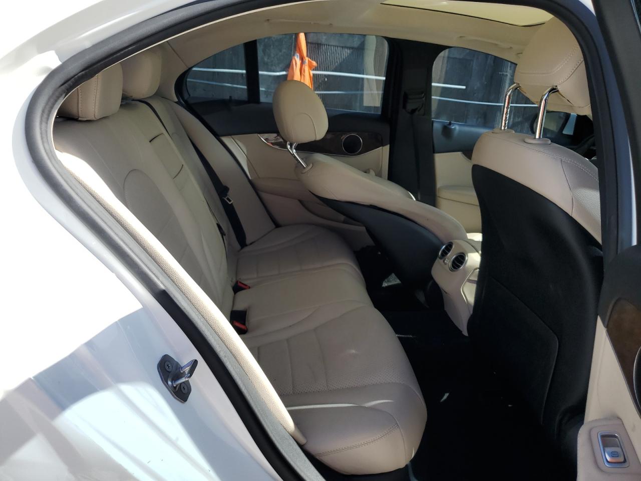 2017 Mercedes-Benz C 300 VIN: WDDWF4JB6HR234303 Lot: 64002395