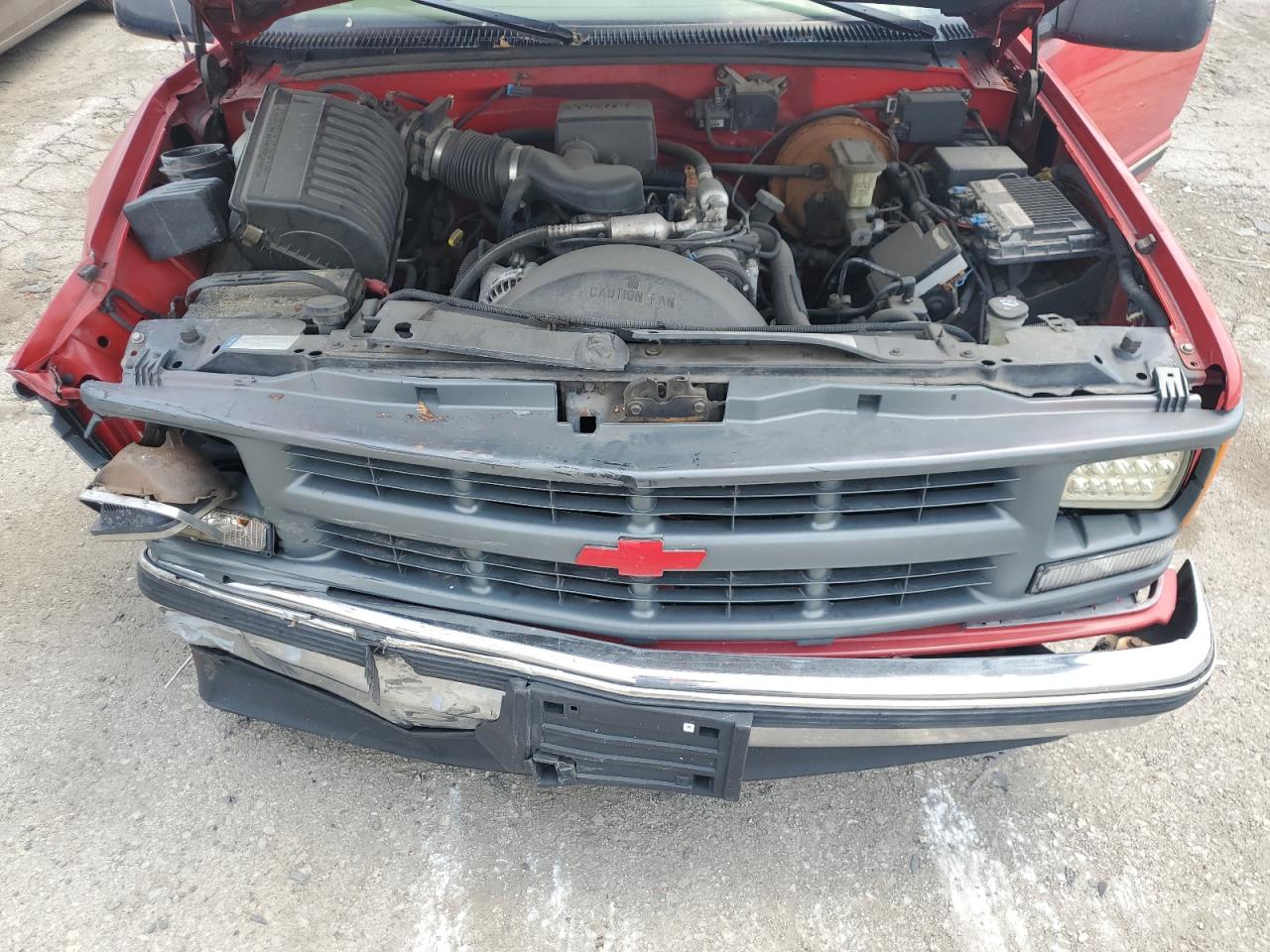 1999 Chevrolet Suburban C1500 VIN: 1GNEC16R4XJ327036 Lot: 63618895