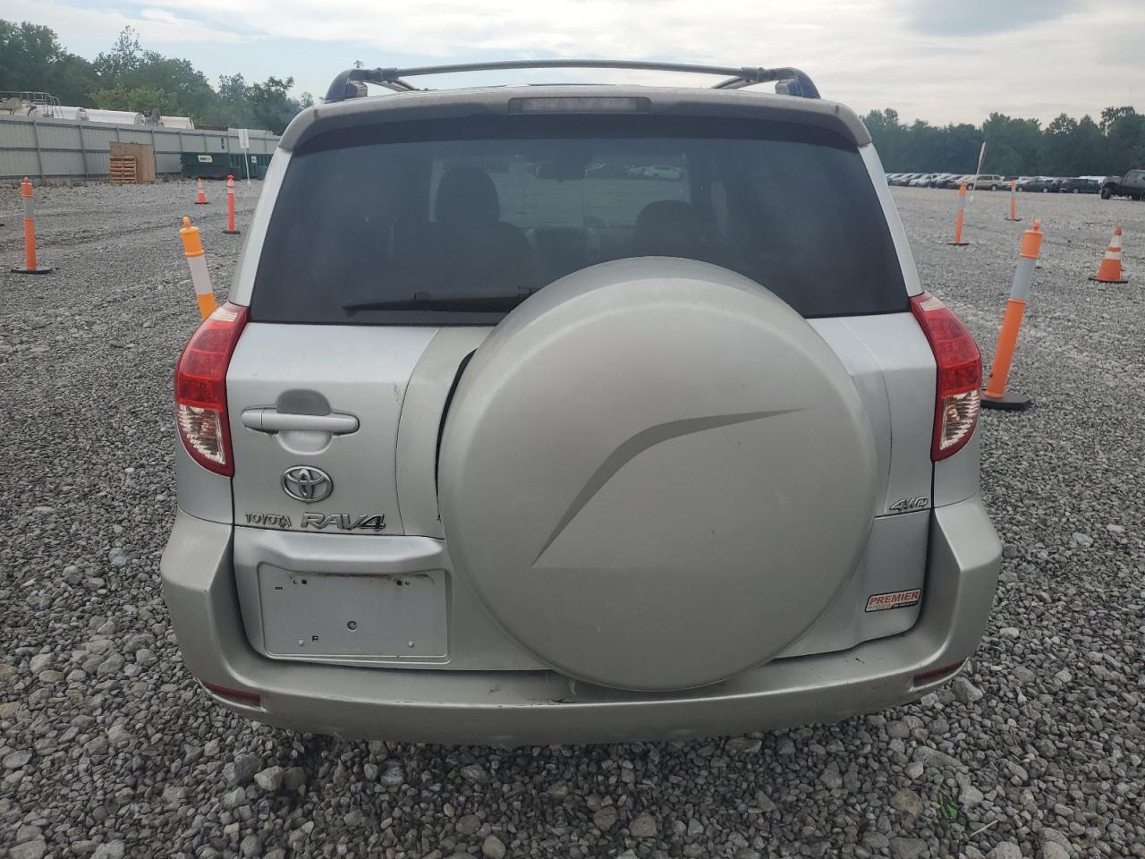 2008 Toyota Rav4 Limited VIN: JTMBK31VX85064088 Lot: 64103805