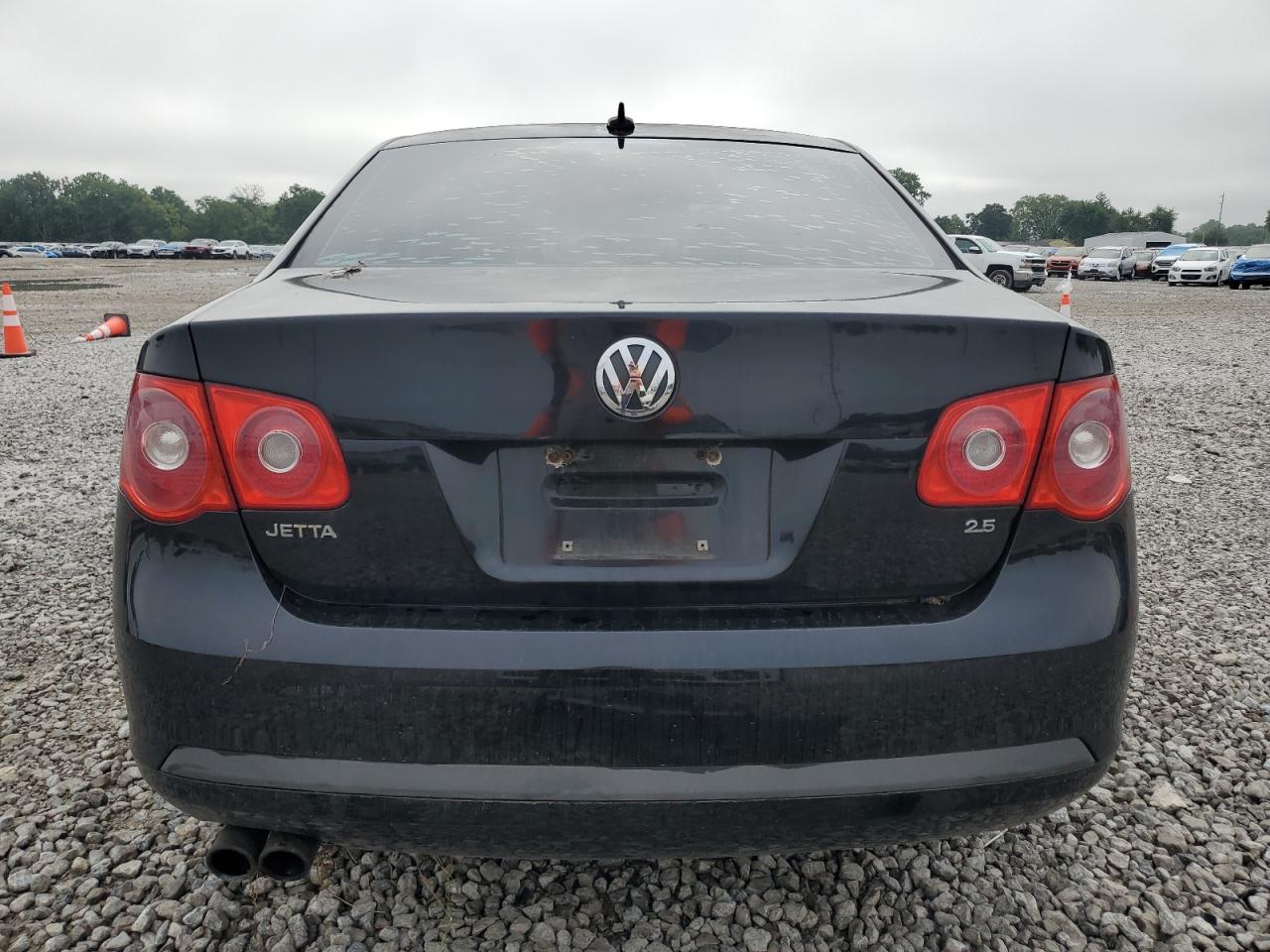 2007 Volkswagen Jetta 2.5 Option Package 1 VIN: 3VWSF71K47M045639 Lot: 65707185