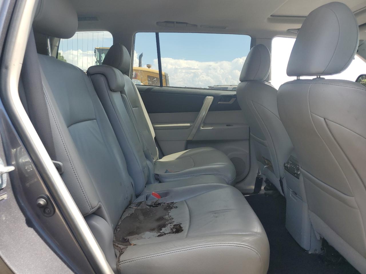 2012 Toyota Highlander Base VIN: 5TDBK3EH5CS169886 Lot: 65237255