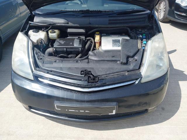 2007 TOYOTA PRIUS T3 V