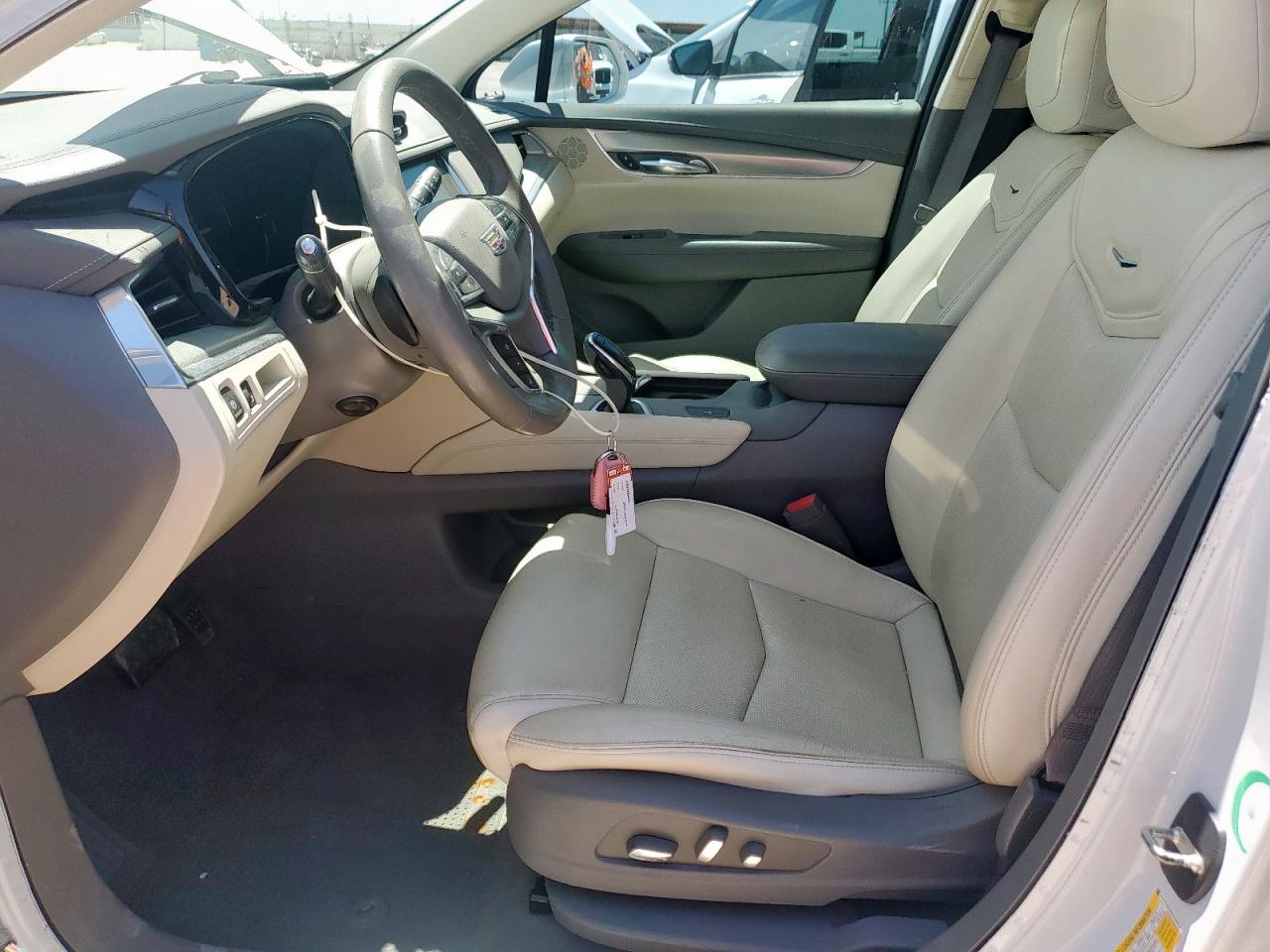 2018 Cadillac Xt5 Luxury VIN: 1GYKNCRS8JZ189732 Lot: 63471535