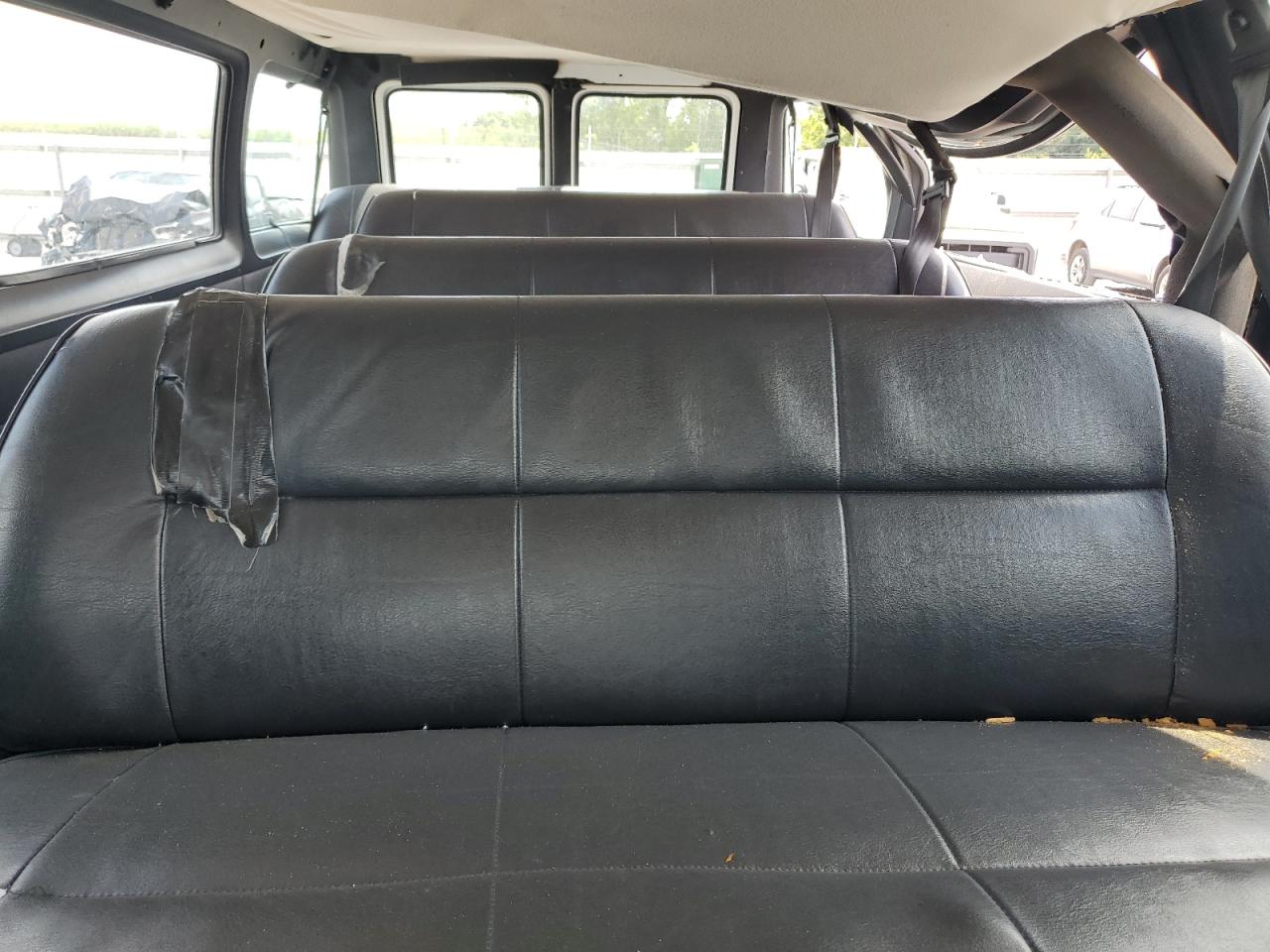 2002 Dodge Ram Wagon B3500 VIN: 2B5WB35Z52K124143 Lot: 63028105