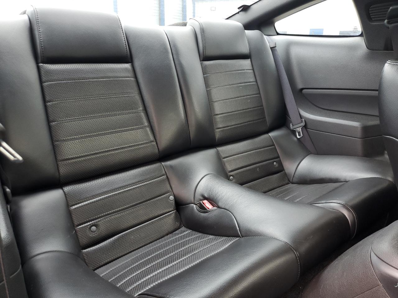 2006 Ford Mustang Gt VIN: 1ZVHT82H365220401 Lot: 64397215