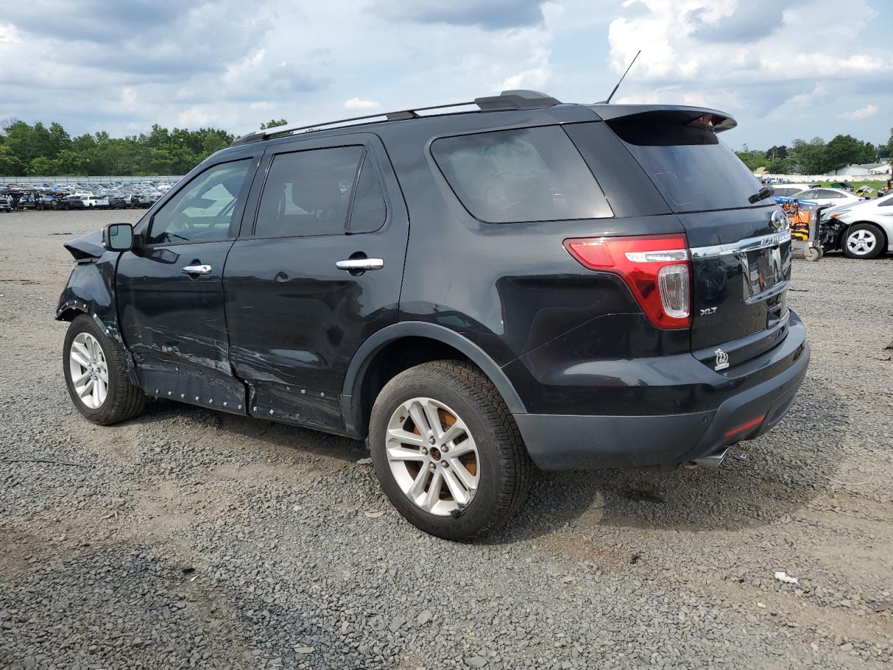 2014 Ford Explorer Xlt black suv gas 1FM5K8D88EGB31847 photo #3