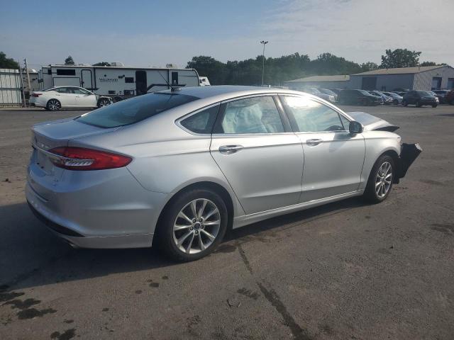  FORD FUSION 2017 Srebrny