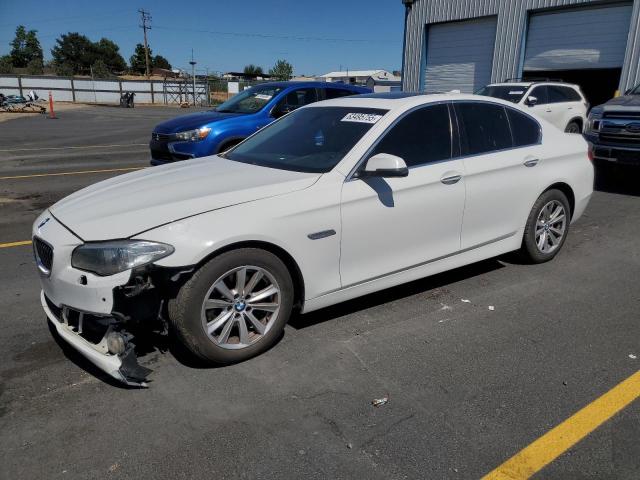  BMW 5 SERIES 2016 Белы