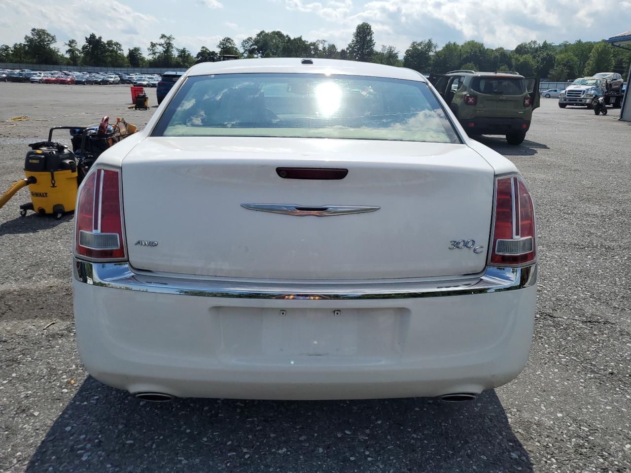 2011 Chrysler 300C VIN: 2C3CK6CT3BH611840 Lot: 65411475