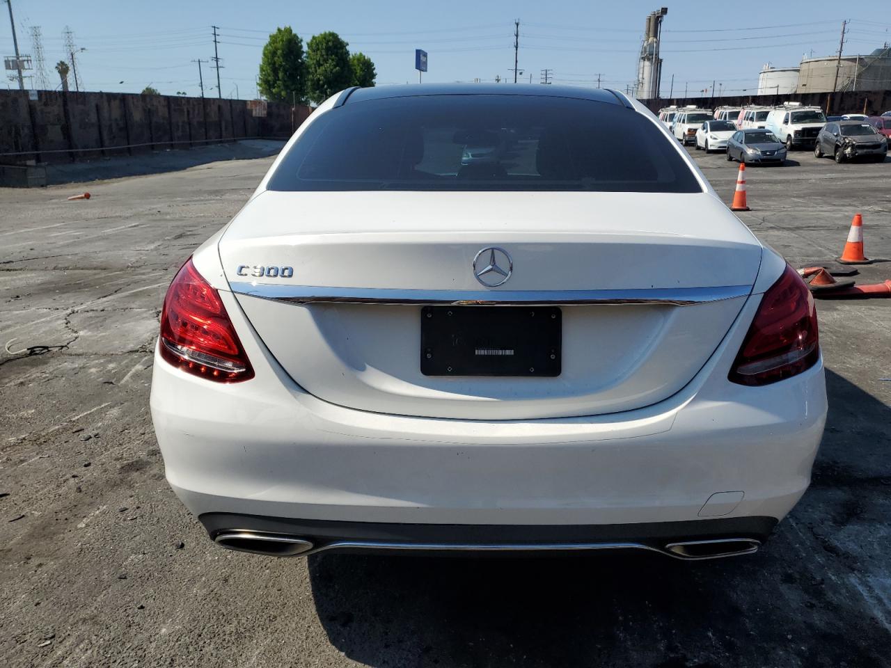 2016 Mercedes-Benz C 300 VIN: 55SWF4JB7GU167367 Lot: 65421495