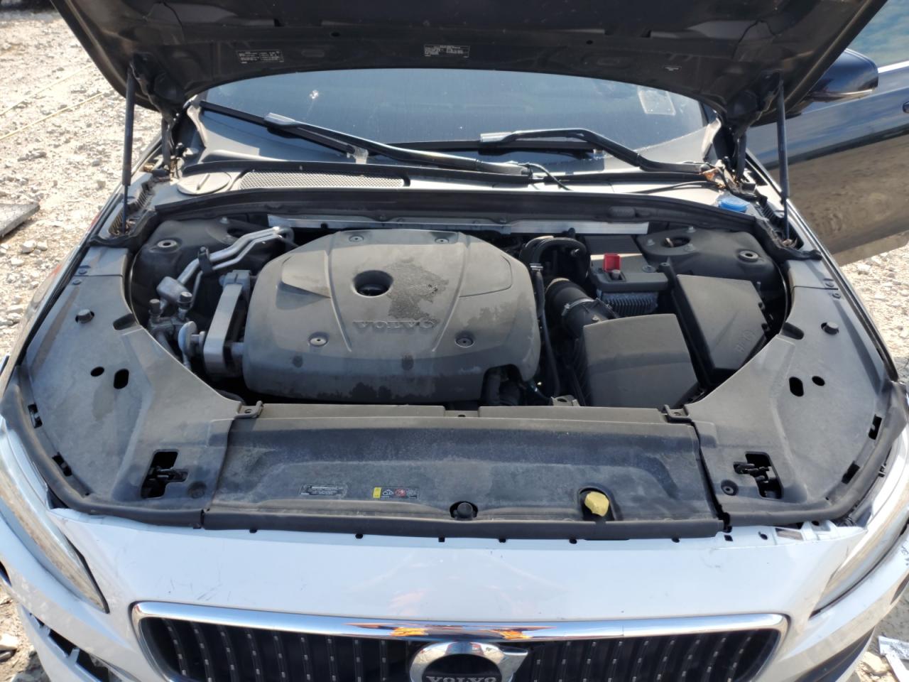 2018 Volvo S90 T5 Momentum VIN: LVY982AK2JP034664 Lot: 64124445
