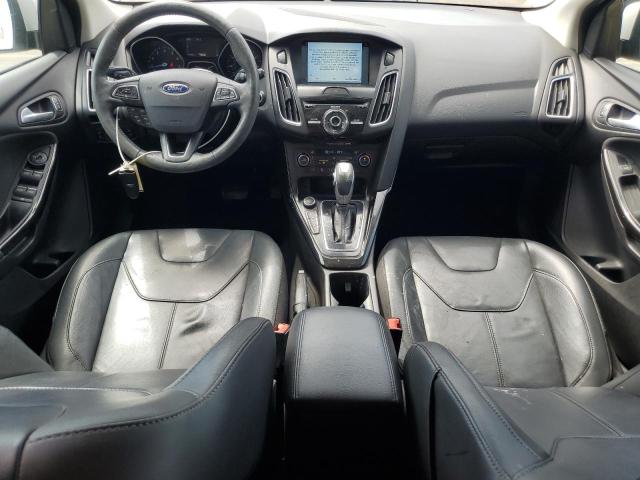  FORD FOCUS 2017 Biały