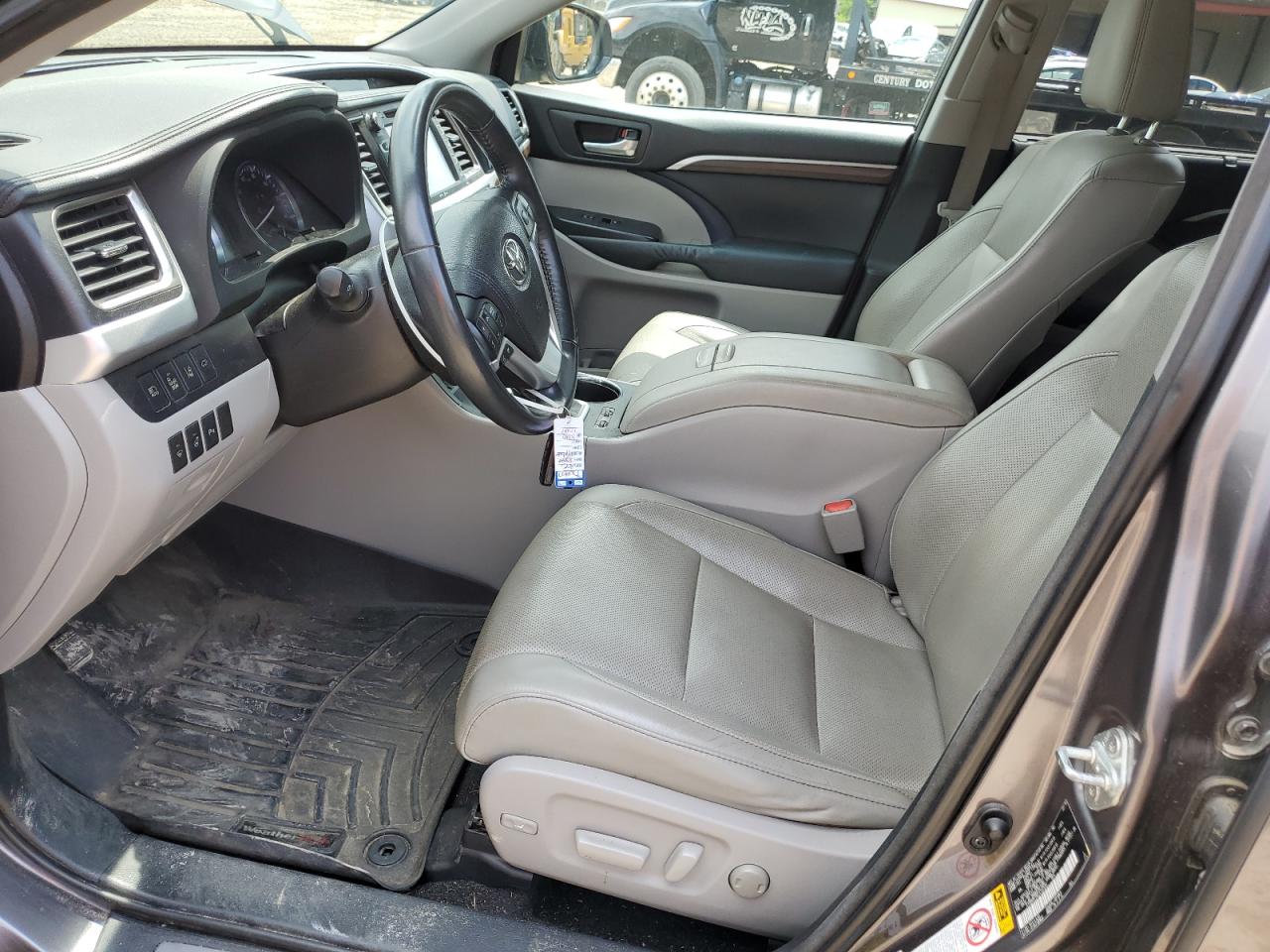2015 Toyota Highlander Limited VIN: 5TDDKRFH6FS137530 Lot: 64262375