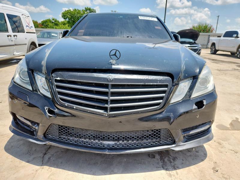  MERCEDES-BENZ E-CLASS 2013 Czarny