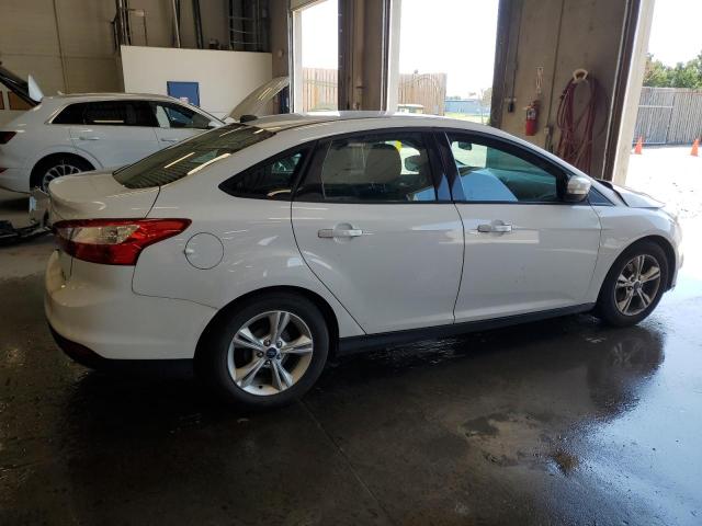 Седаны FORD FOCUS 2013 Белы