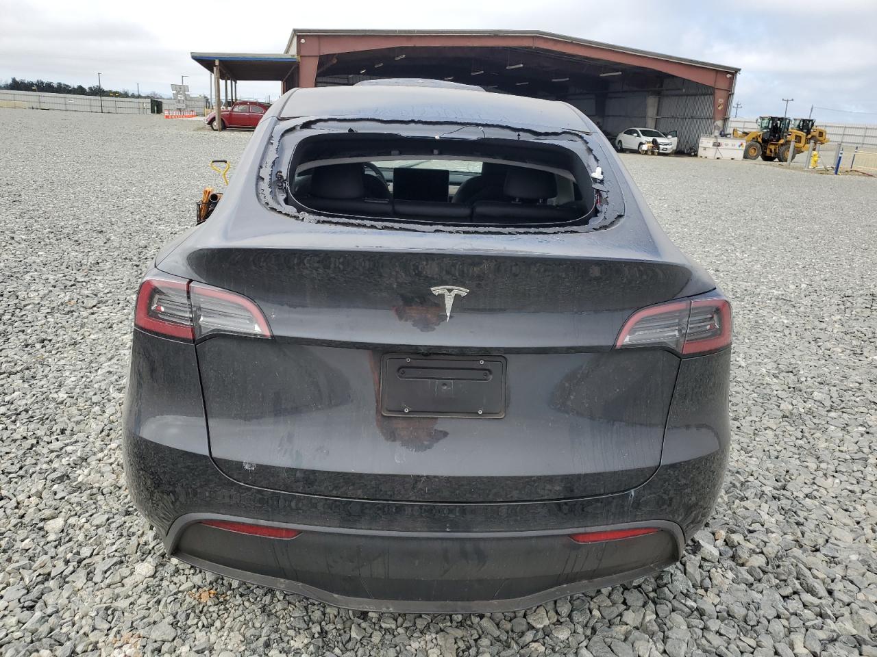 2025 Tesla Model Y VIN: 7SAYGDED1SF301739 Lot: 63226275