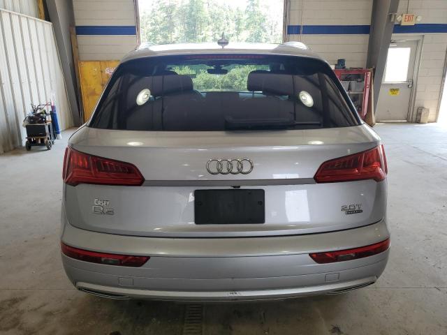 AUDI Q5 2018 Серебристый