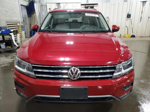  VOLKSWAGEN TIGUAN 2018 Красный