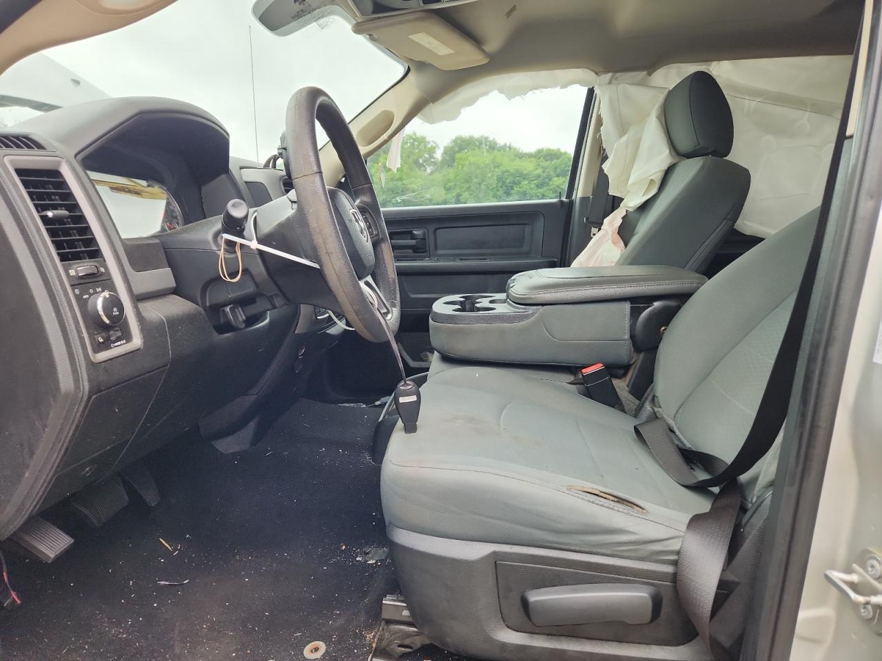 2018 Ram 1500 St VIN: 1C6RR7KG3JS256100 Lot: 65004285