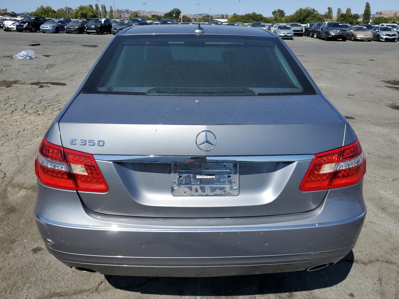 2011 Mercedes-Benz E 350 VIN: WDDHF5GB6BA301574 Lot: 63241075
