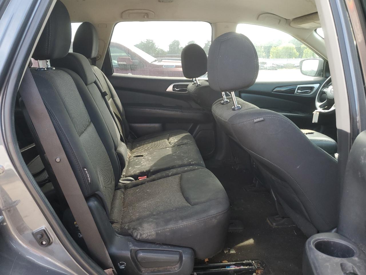 2018 Nissan Pathfinder S VIN: 5N1DR2MN6JC635681 Lot: 65203275