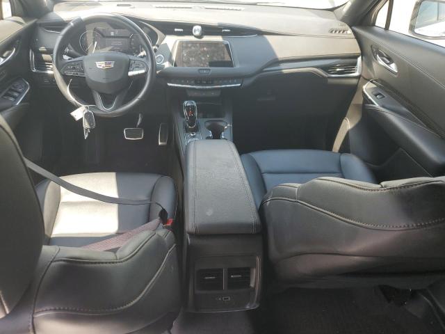  CADILLAC XT4 2023 Белы