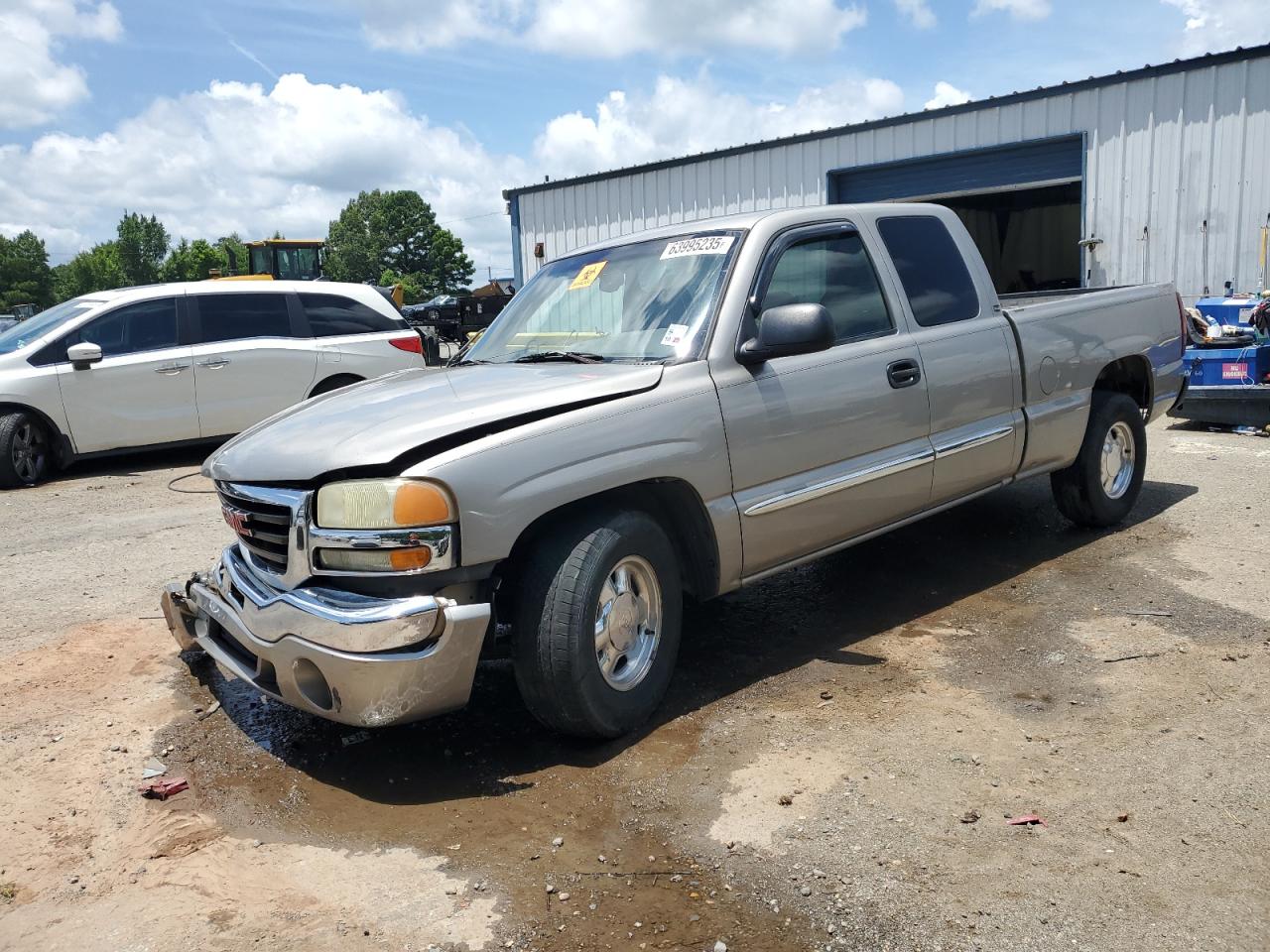 2003 GMC New Sierra C1500 VIN: 2GTEC19V831264173 Lot: 63995235