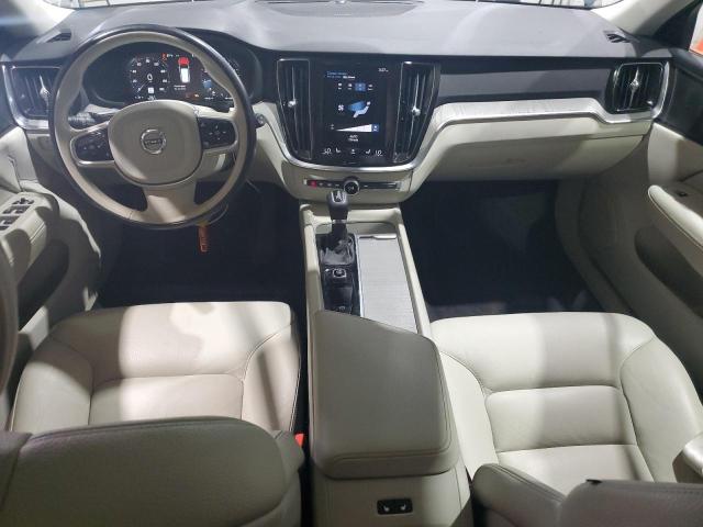  VOLVO V60 2022 Синий
