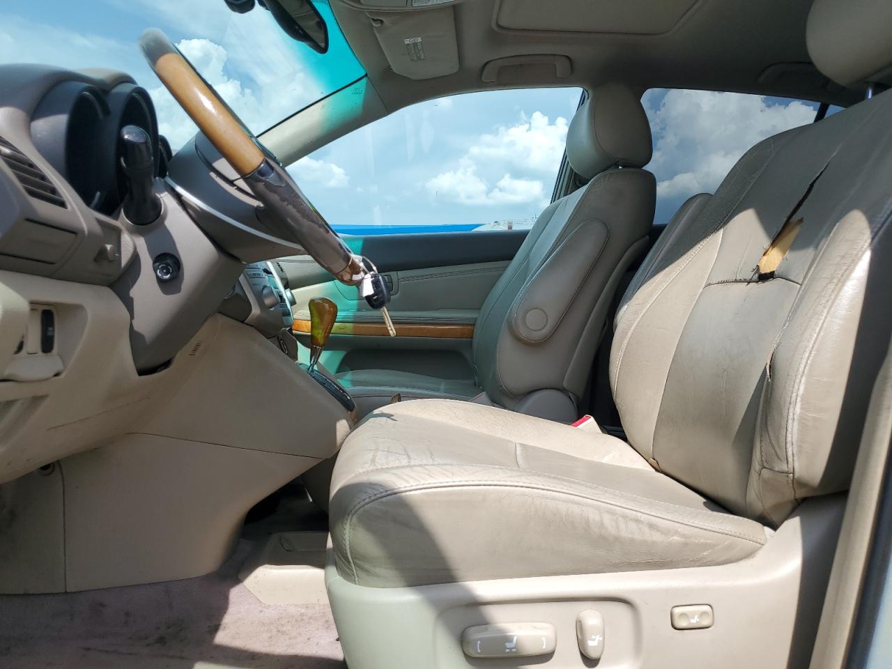 2005 Lexus Rx 330 VIN: 2T2GA31U65C028294 Lot: 63852275
