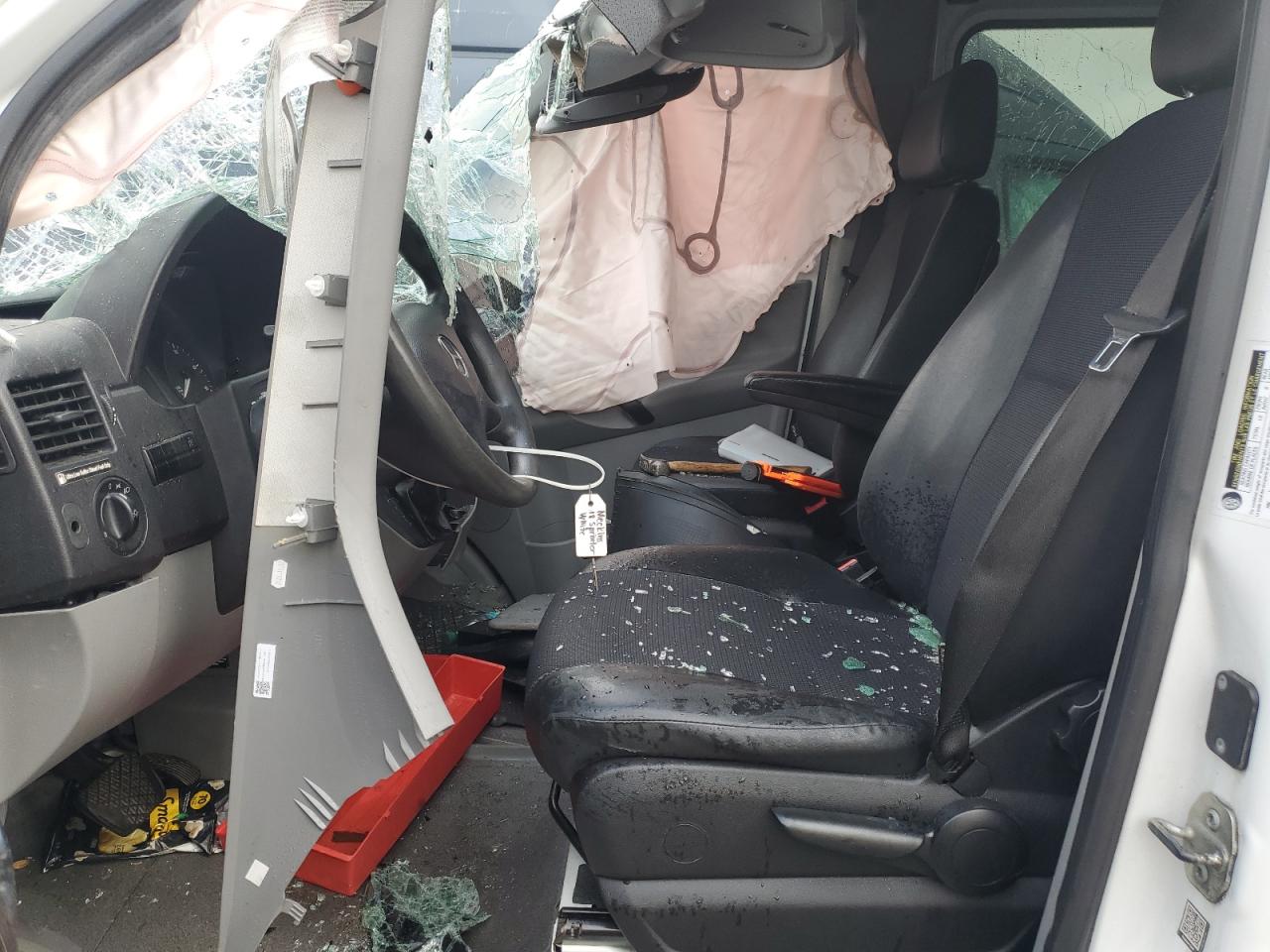 2018 Mercedes-Benz Sprinter 2500 VIN: WDZPE8CDXJP630906 Lot: 65997535