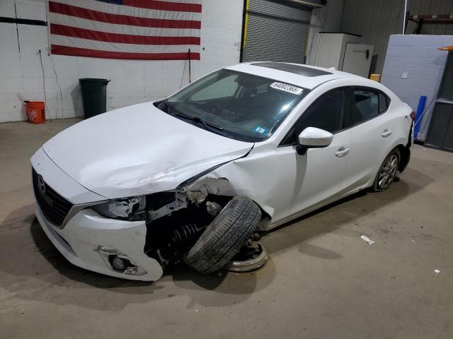 Sedans MAZDA 3 2016 White