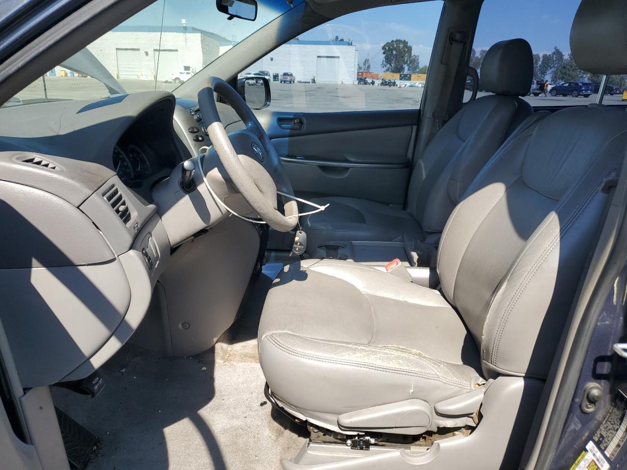 2007 Toyota Sienna Ce VIN: 5TDZK23C17S049900 Lot: 61481735