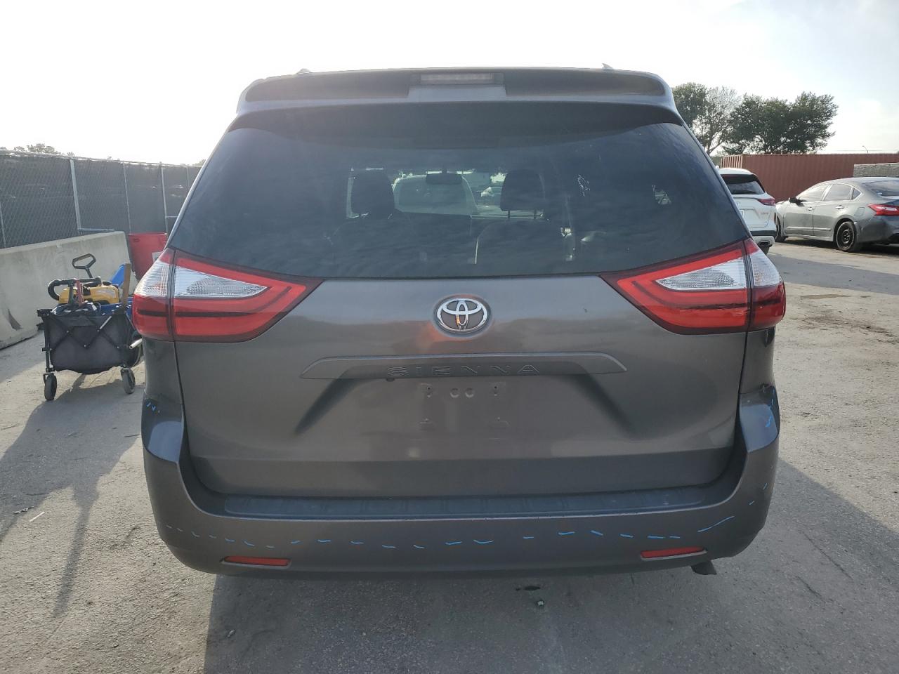 2016 Toyota Sienna Le VIN: 5TDKK3DC0GS700861 Lot: 65248715