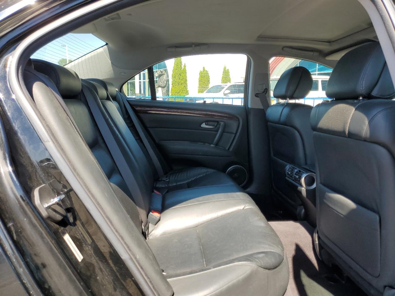 jh4kb16557c004693 JH4KB16557C004693 2007 Acura Rl