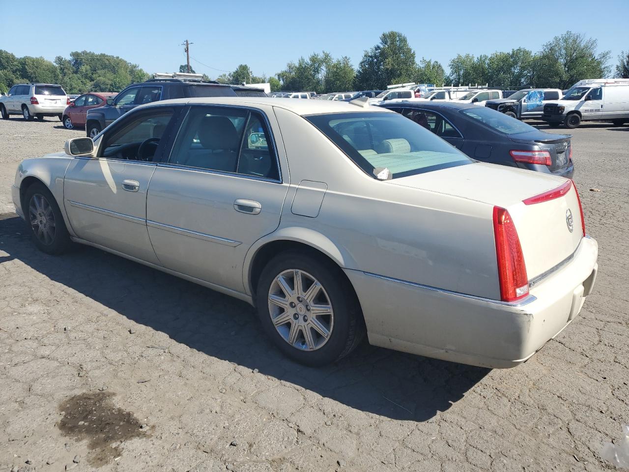 1g6kh5e6xbu133729 1G6KH5E6XBU133729 2011 Cadillac Dts Premium Collection