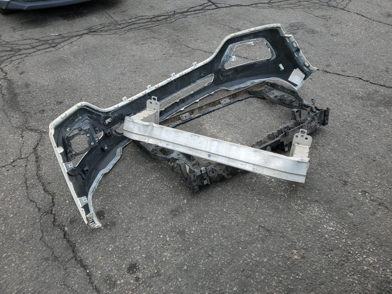 2018 Jeep Compass Latitude VIN: 3C4NJCBB5JT124997 Lot: 65201545