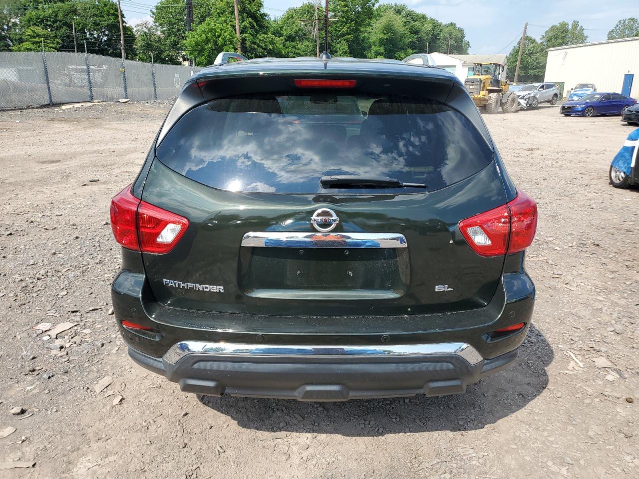 2018 Nissan Pathfinder S VIN: 5N1DR2MN0JC660687 Lot: 63310735