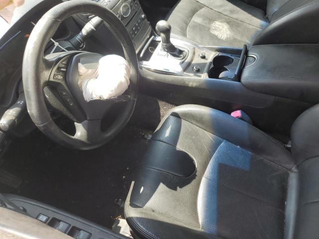  INFINITI G37 2013 Srebrny