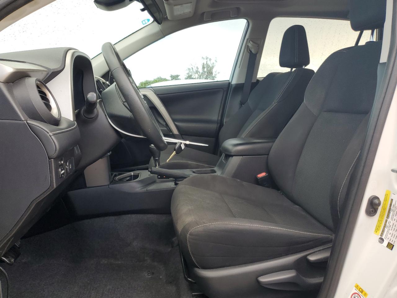 2017 Toyota Rav4 Xle VIN: 2T3WFREV5HW337126 Lot: 64310705