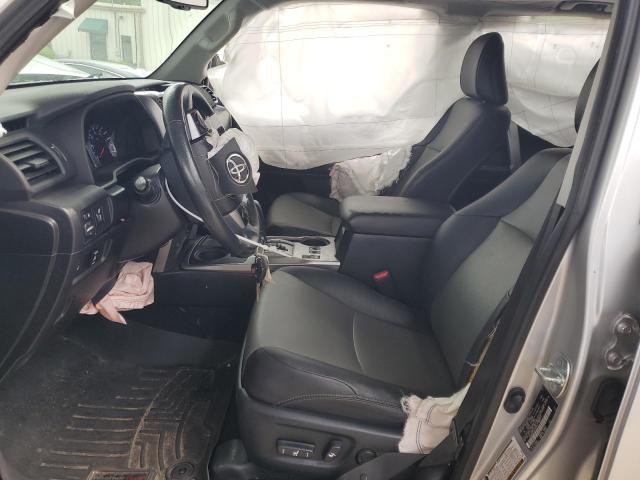  TOYOTA 4RUNNER 2017 Серебристый