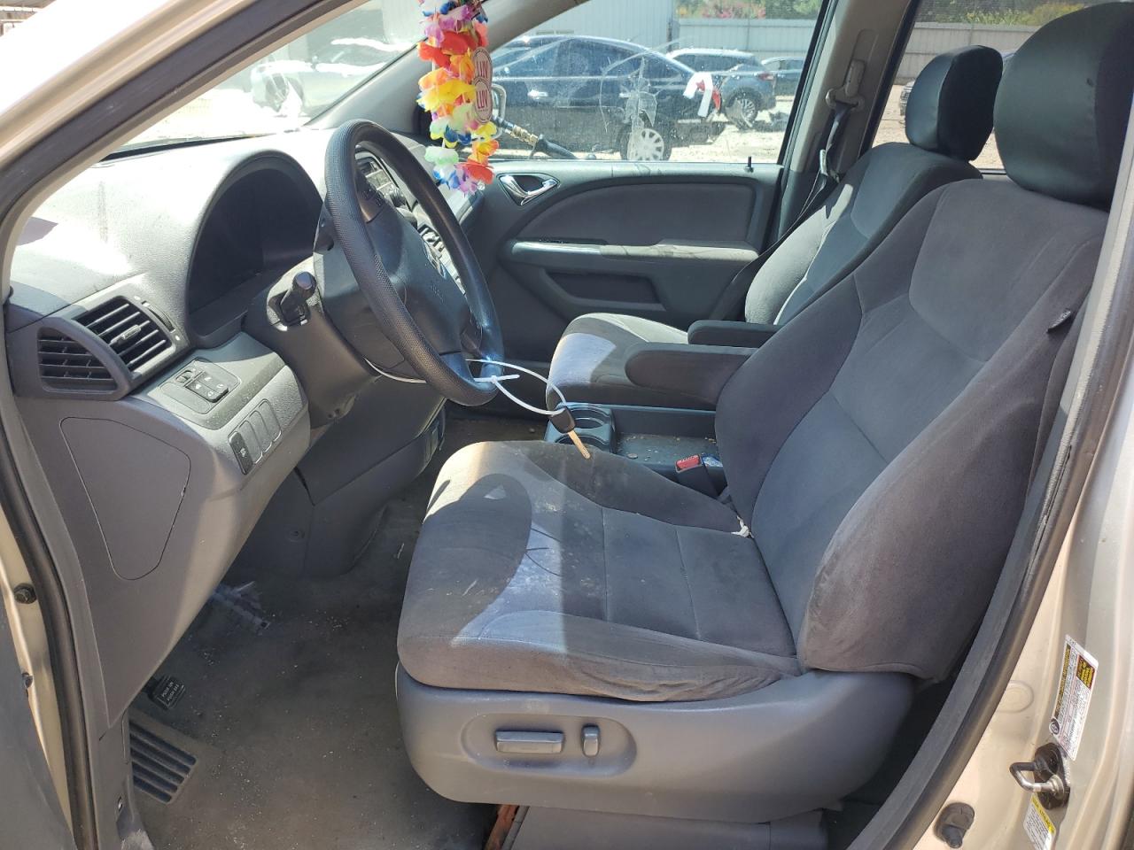 2006 Honda Odyssey Ex VIN: 5FNRL38416B400750 Lot: 64657575