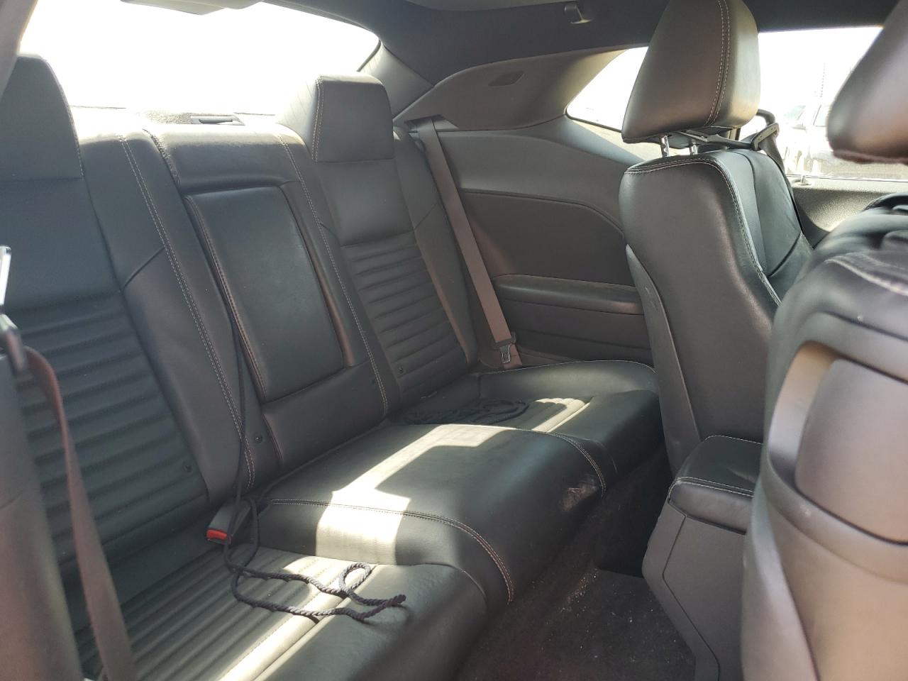 2011 Dodge Challenger VIN: 2B3CJ4DG2BH563298 Lot: 63085125