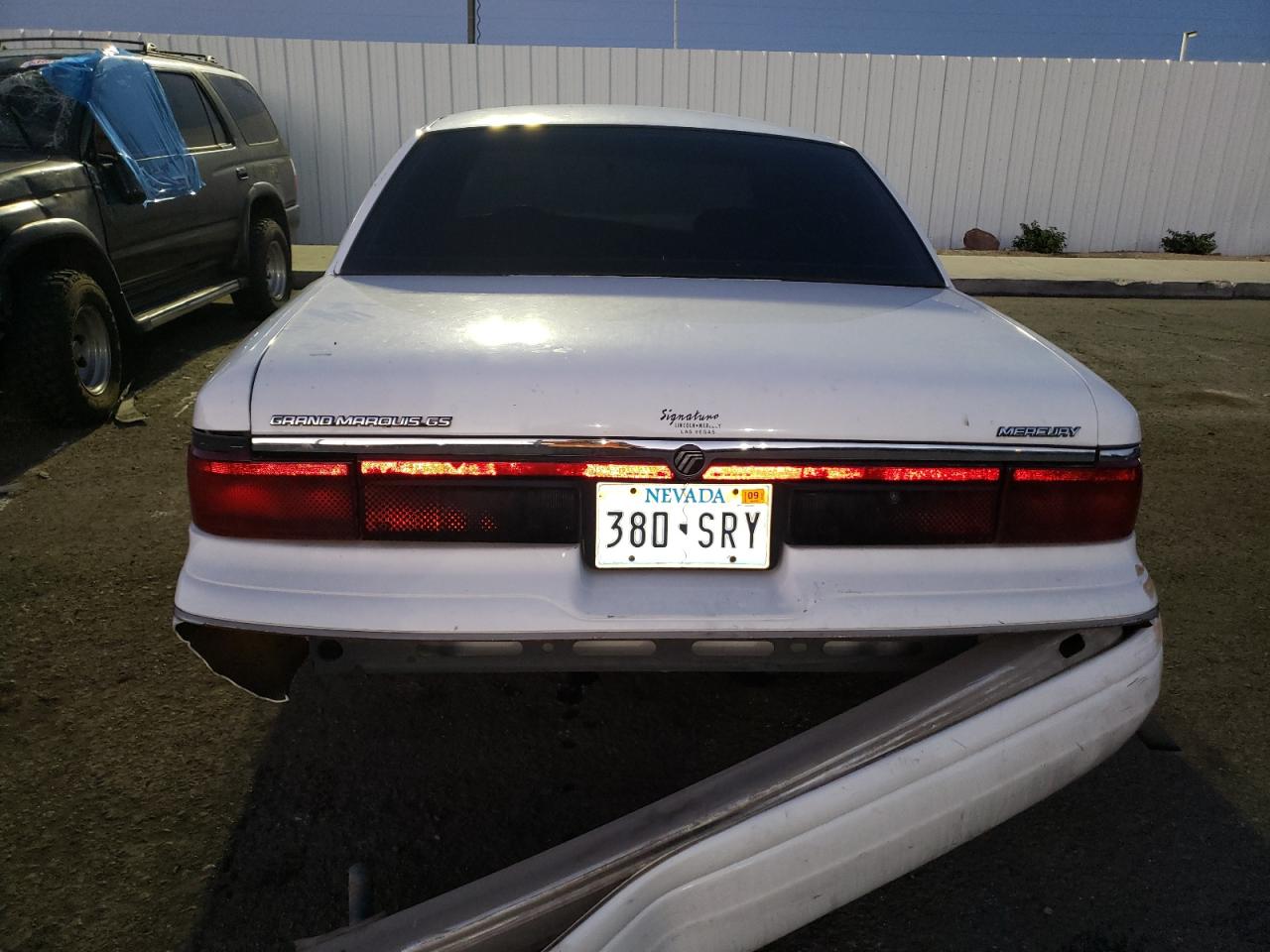 1996 Mercury Grand Marq VIN: 2MELM74W9TX652287 Lot: 63934805