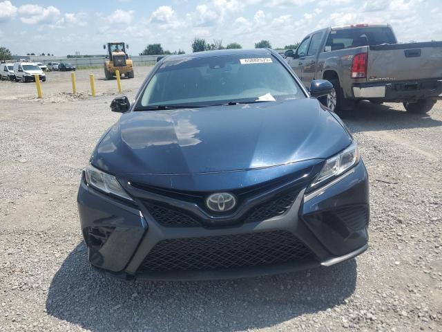  TOYOTA CAMRY 2019 Granatowy
