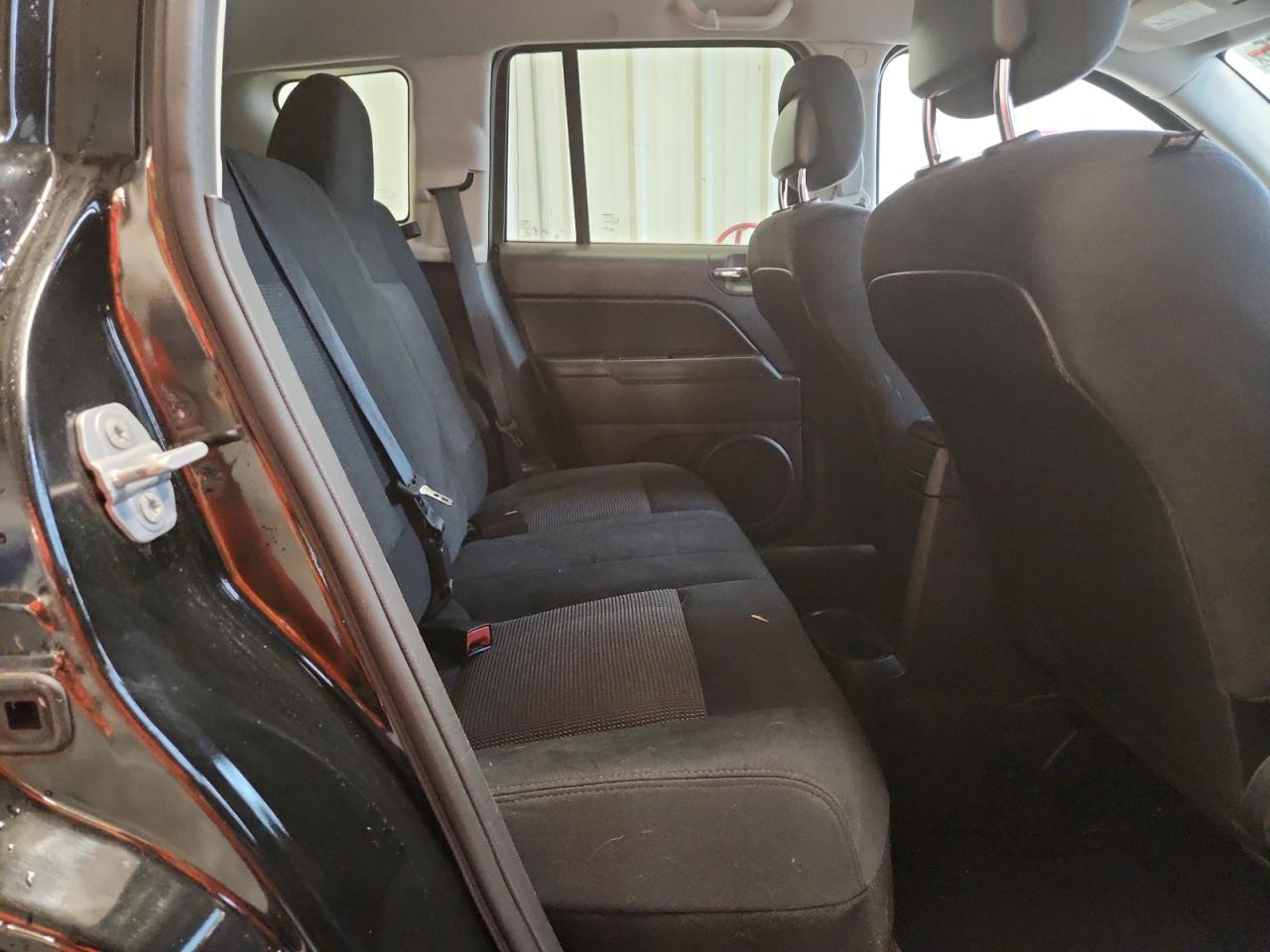 2015 Jeep Compass Sport VIN: 1C4NJDBB9FD177530 Lot: 65071975