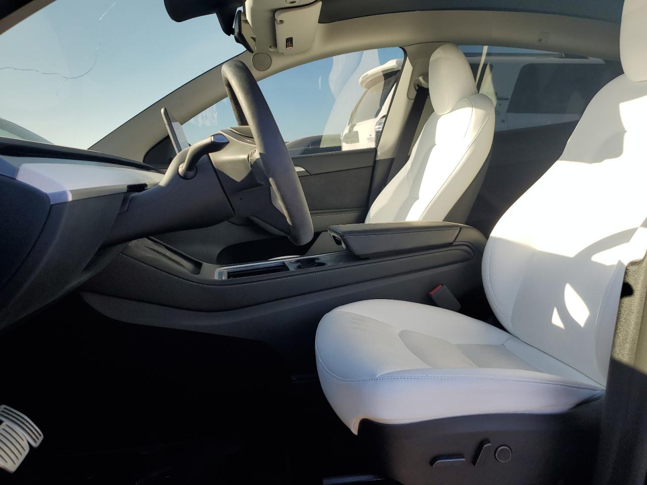 2023 Tesla Model Y VIN: 7SAYGDEF4PF738143 Lot: 66701445